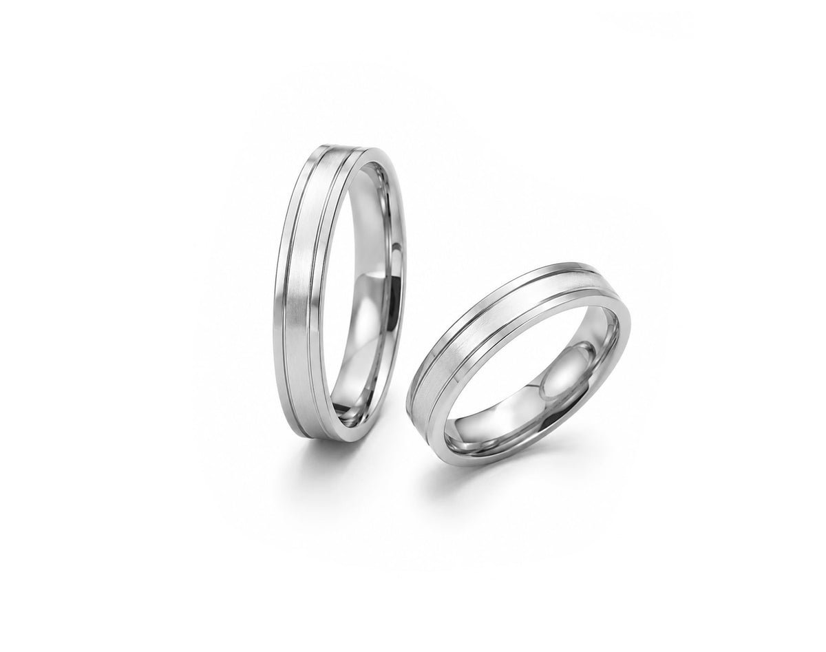 Aliança em Ouro 18K Perfil Reto com Faixa em Ouro Branco 7mm