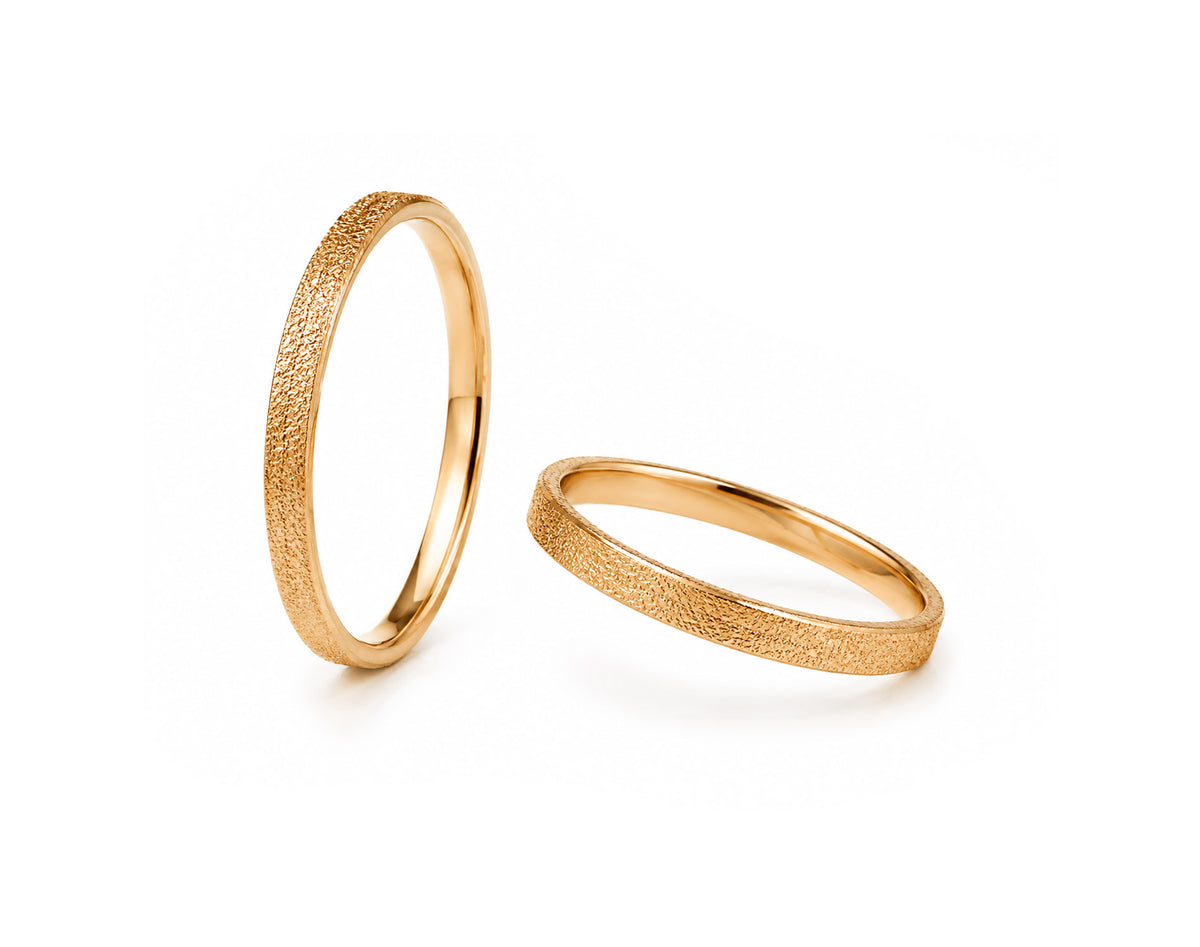 Aliança em Ouro 18K Perfil Reto com Textura Fina 3mm