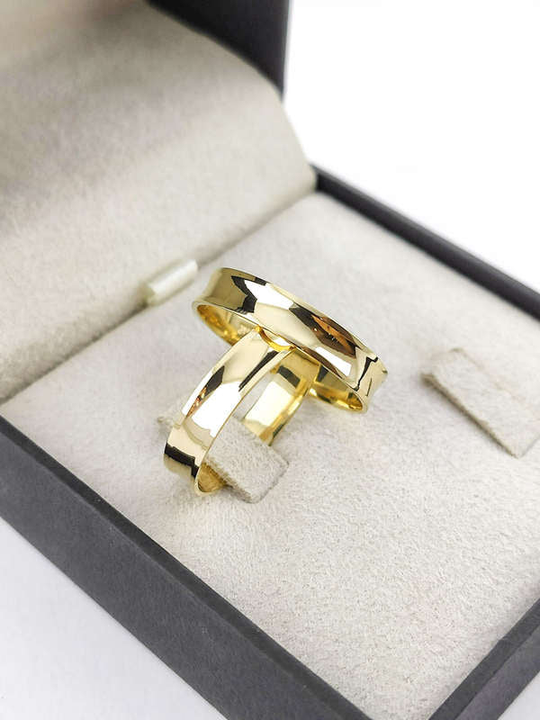Aliança em Ouro 18k Côncavo Facetado 4mm