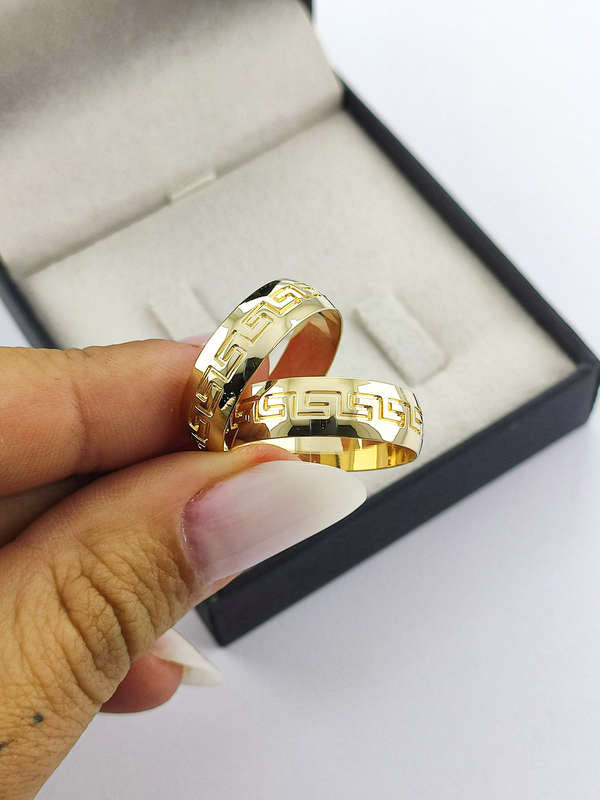 Aliança em Ouro 18k Abaulado Texturizado 6mm
