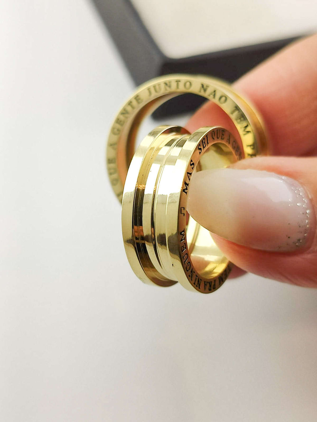 Aliança em Ouro 18k Reto com Frisos 8mm