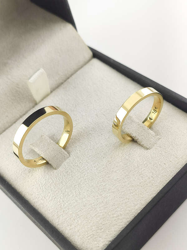 Aliança em Ouro 18k Reto 3mm