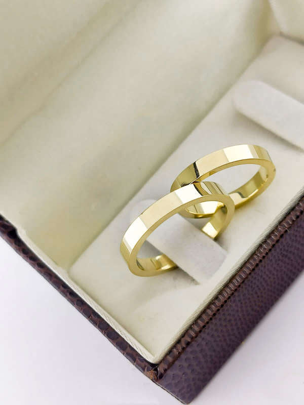 Aliança em Ouro 18k Reto 3mm
