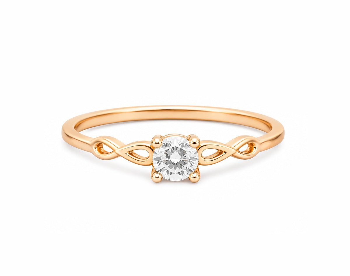 Anel Aparador em Ouro 18K com Moissanite