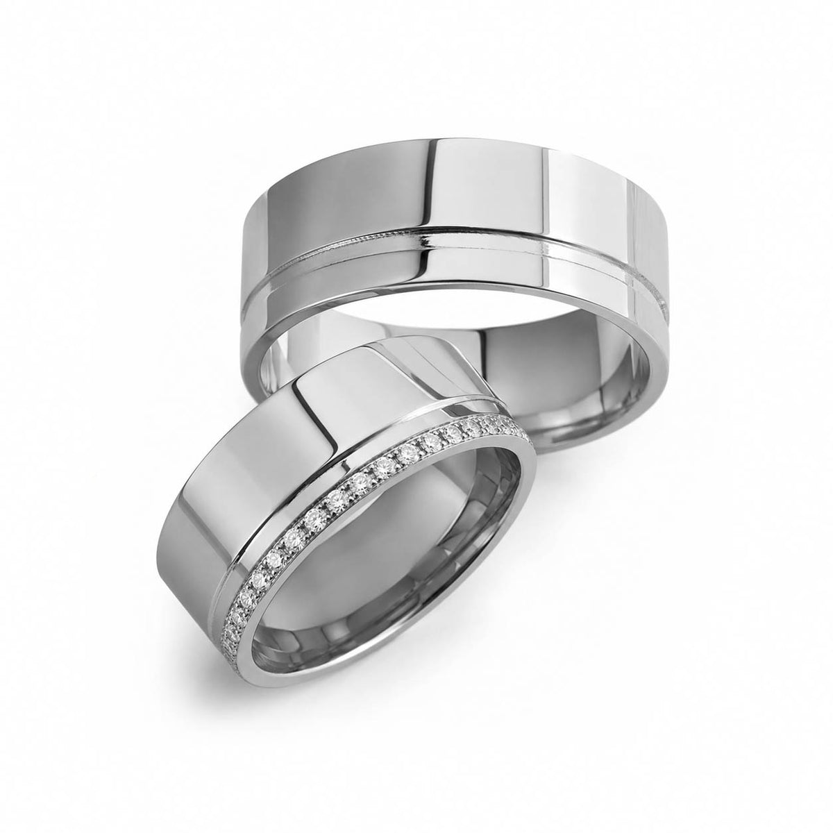 Aliança em Ouro 18k Reto Cravejado 8mm com 20 Brilhantes