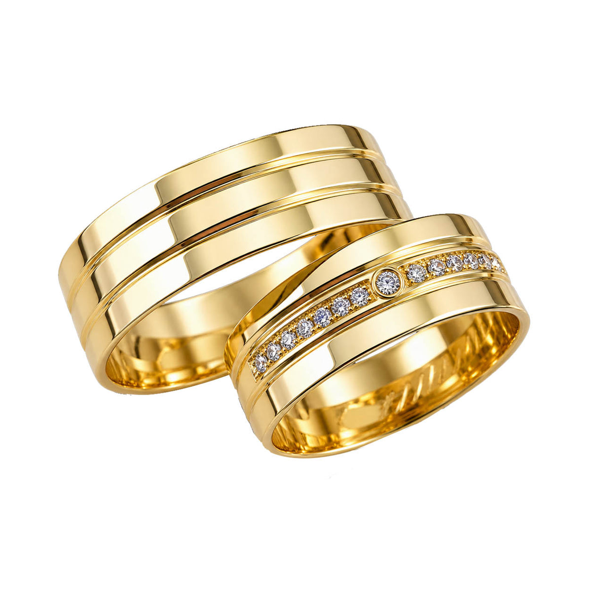 Aliança em Ouro 18k Reto Cravejado com Frisos 6mm com 15 Brilhantes